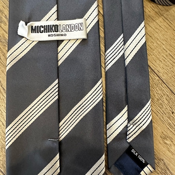 Michiko London tie silk grey - Picture 3 of 3